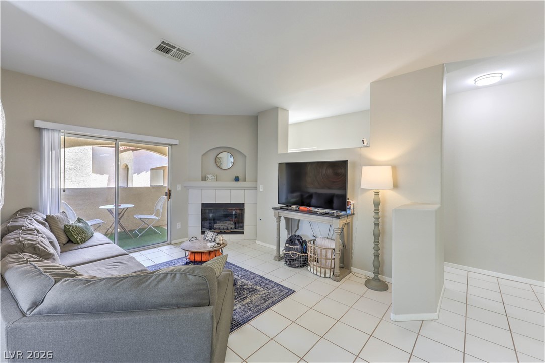 2975 Bluegrass Lane 1423 Henderson NV 89074