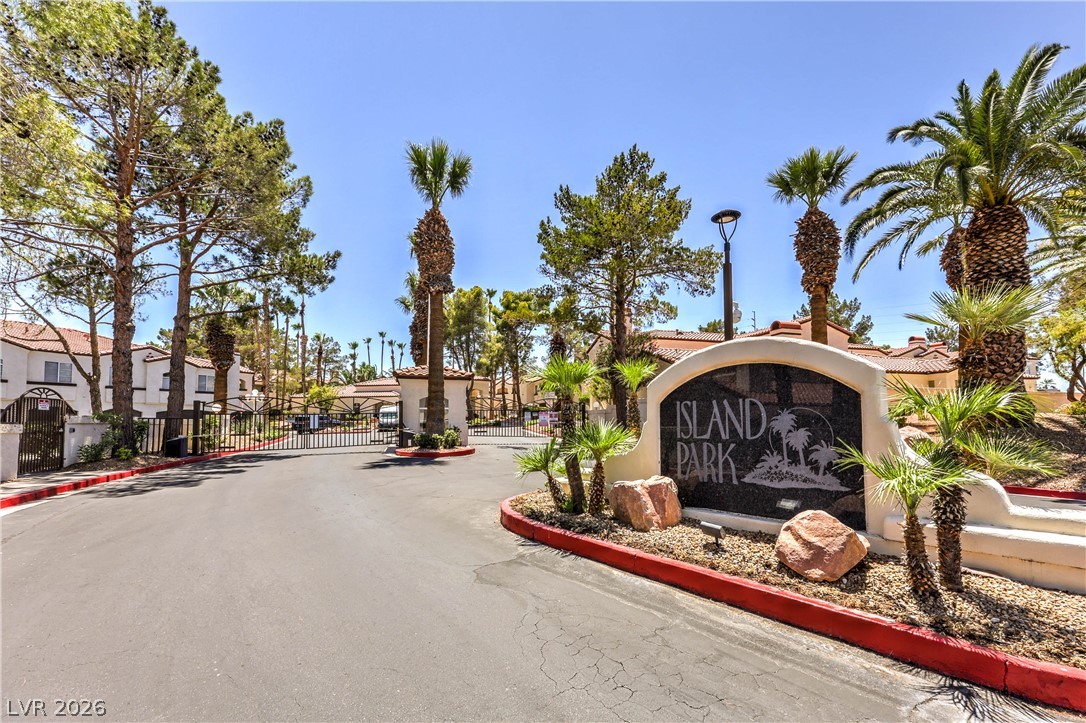 2975 Bluegrass Lane 1423 Henderson NV 89074