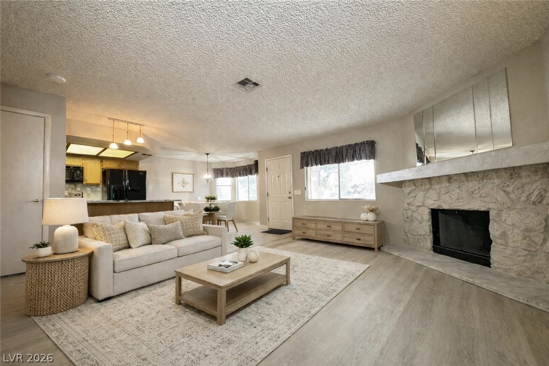 7965 Terrace Rock Way 202 Las Vegas NV 89128