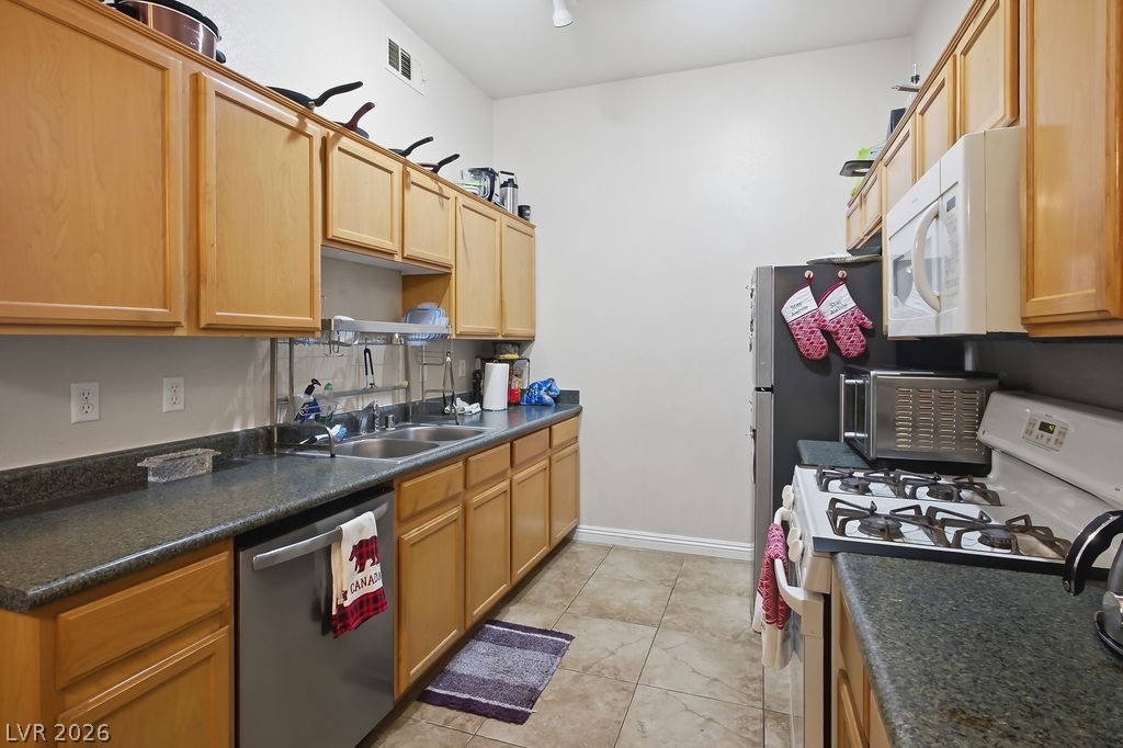 3325 Cactus Shadow Street 104 Las Vegas NV 89129