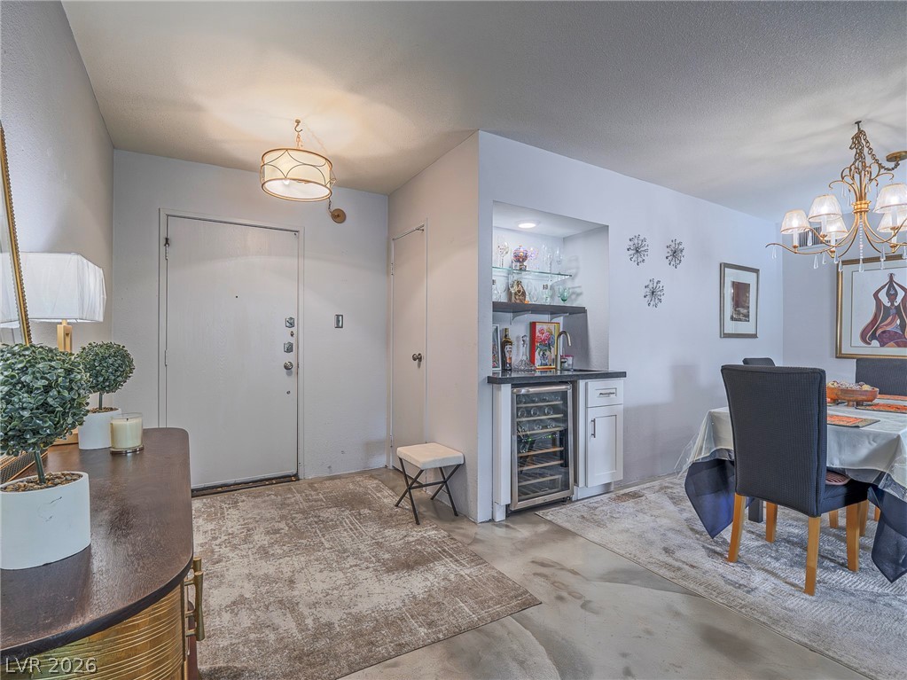 730 Royal Crest 422 Las Vegas NV 89169