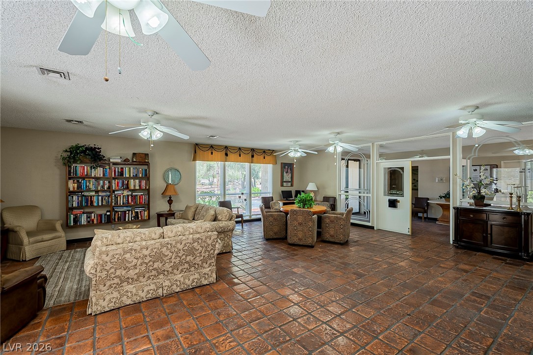 730 Royal Crest 422 Las Vegas NV 89169