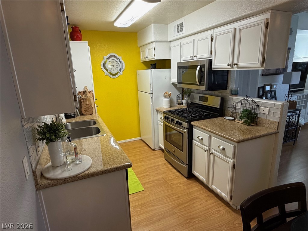 3318 North Decatur Boulevard 2047 Las Vegas NV 89130