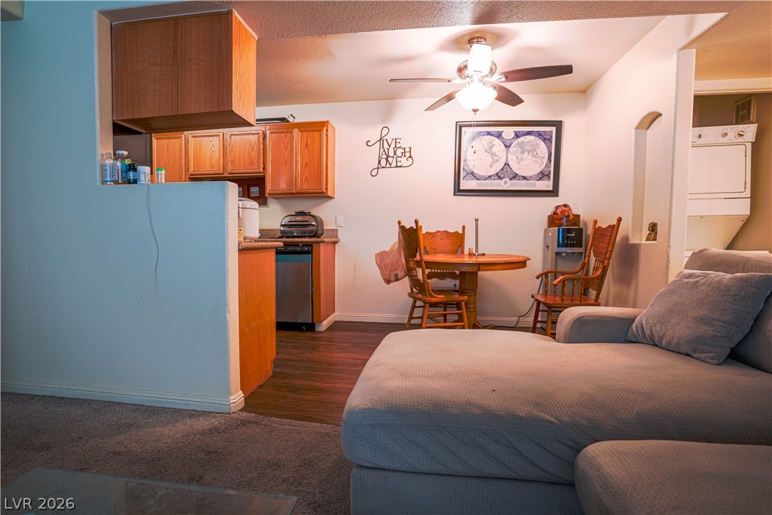 3318 North Decatur Boulevard 2068 Las Vegas NV 89130