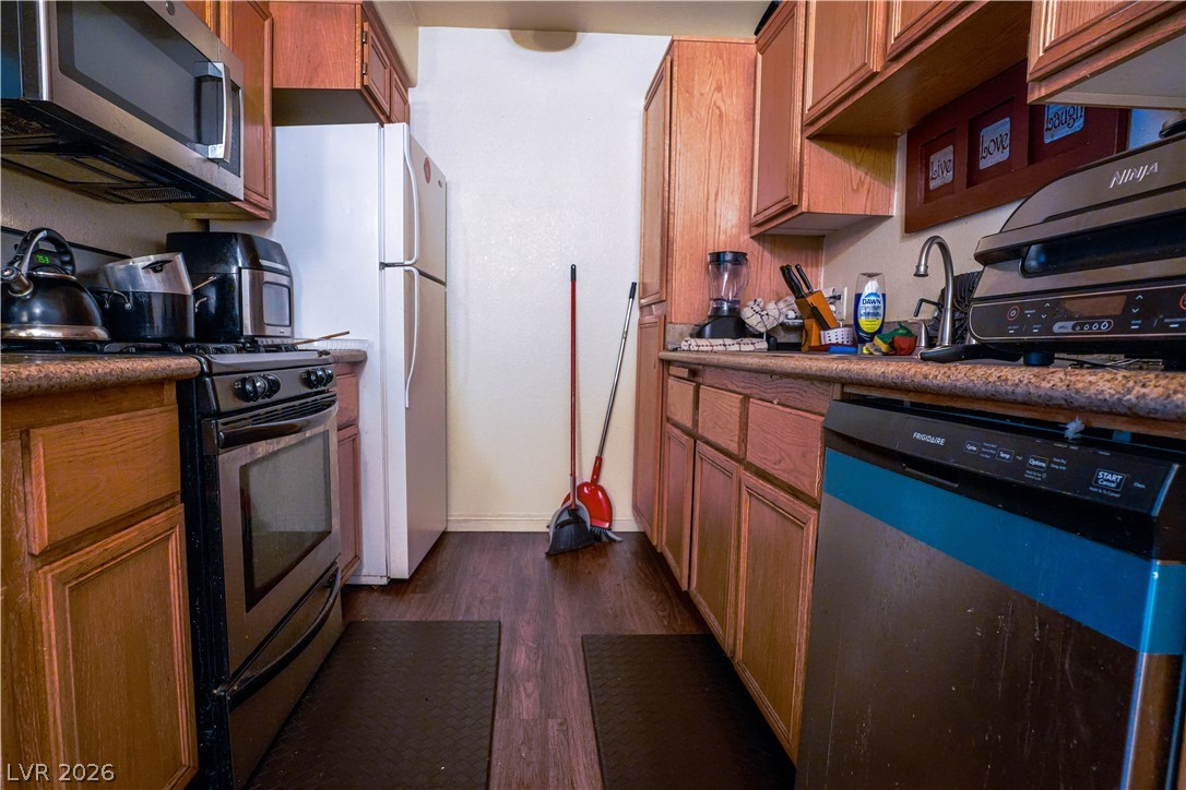 3318 North Decatur Boulevard 2068 Las Vegas NV 89130