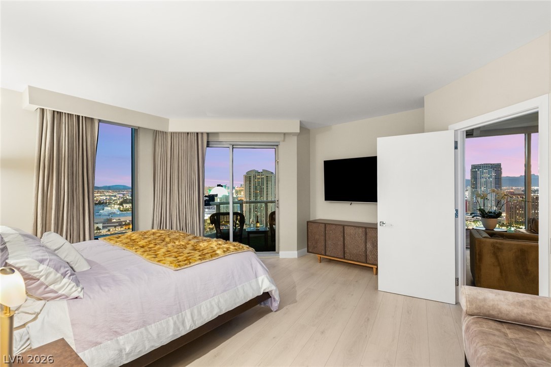 322 Karen Avenue 3108 Las Vegas NV 89109