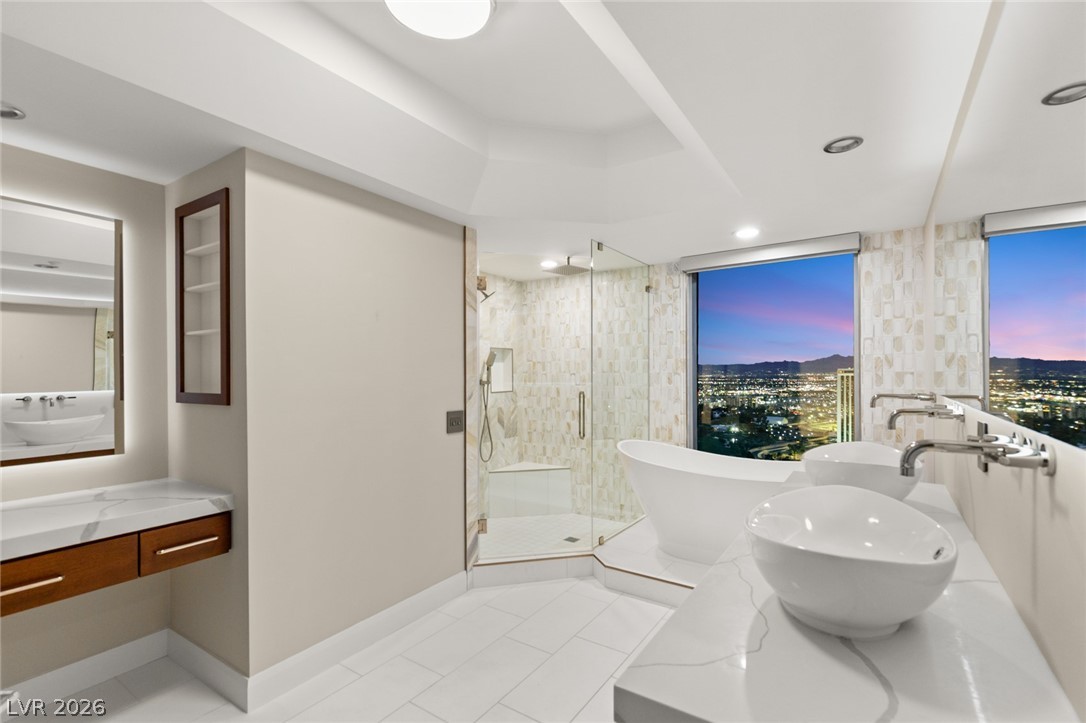 322 Karen Avenue 3108 Las Vegas NV 89109