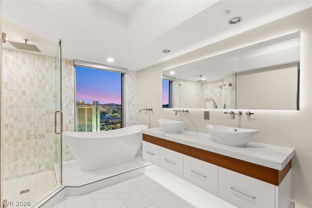 322 Karen Avenue 3108 Las Vegas NV 89109
