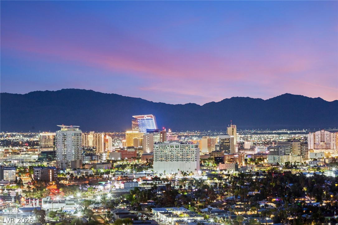 322 Karen Avenue 3108 Las Vegas NV 89109