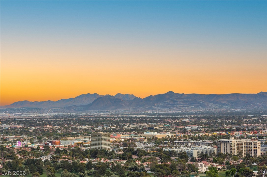 322 Karen Avenue 3108 Las Vegas NV 89109