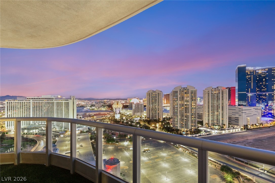 322 Karen Avenue 3108 Las Vegas NV 89109