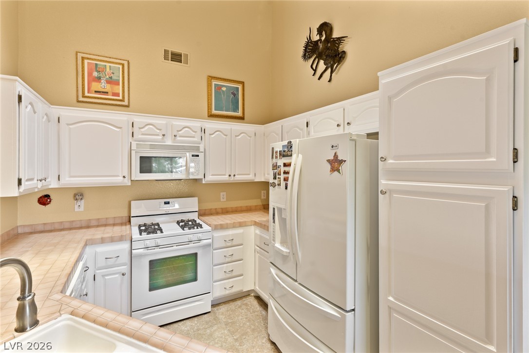 3320 South Fort Apache Road 224 Las Vegas NV 89117