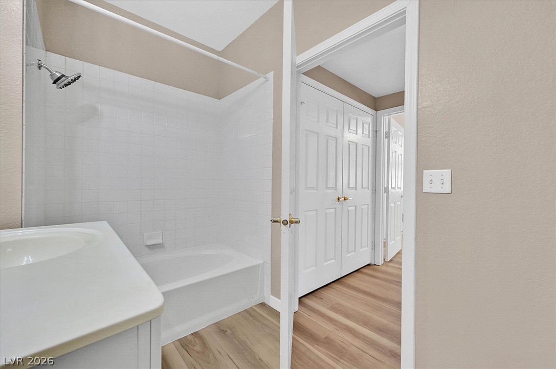 1830 North Buffalo Drive 2033 Las Vegas NV 89128