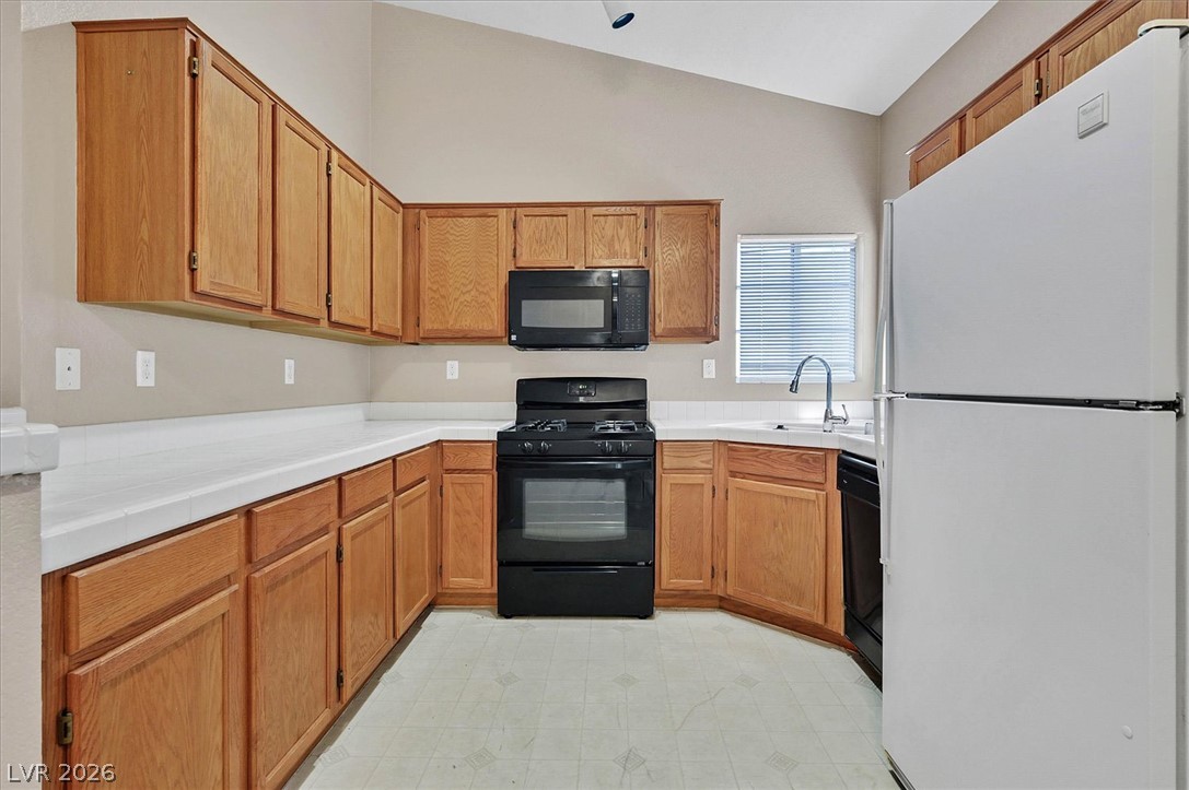 1830 North Buffalo Drive 2033 Las Vegas NV 89128