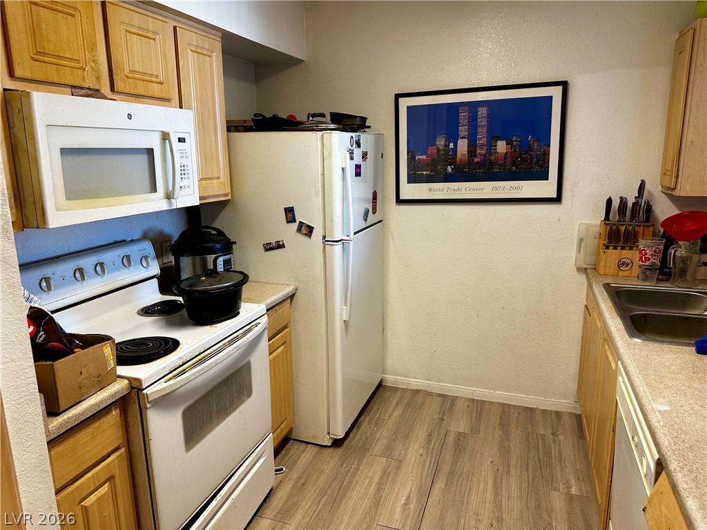 6955 North Durango Drive 3009 Las Vegas NV 89149