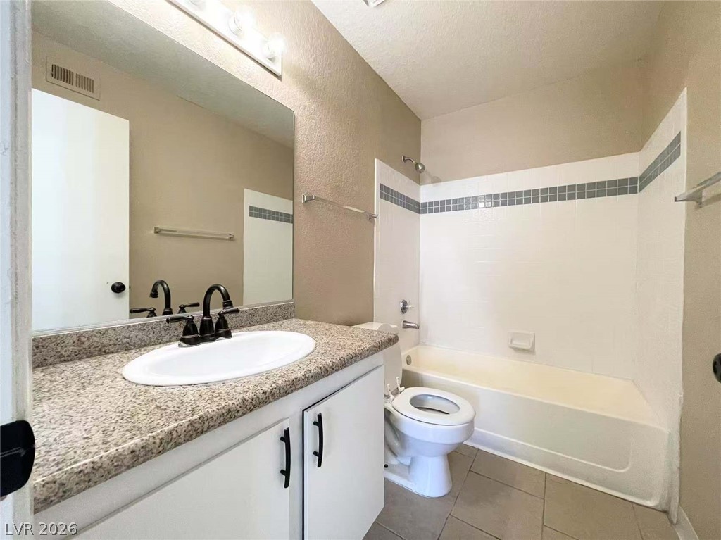 5260 Mission Monterey Lane 103 Las Vegas NV 89107