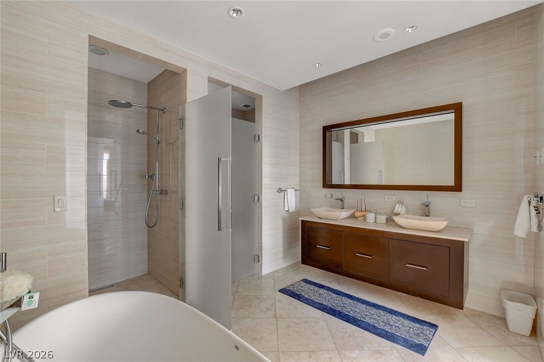 3750 South Las Vegas Boulevard 4602 Las Vegas NV 89158