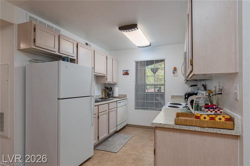 231 West Horizon Ridge Parkway 1126 Henderson NV 89012