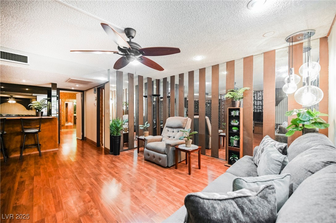 4670 Monterey Circle 1 Las Vegas NV 89169
