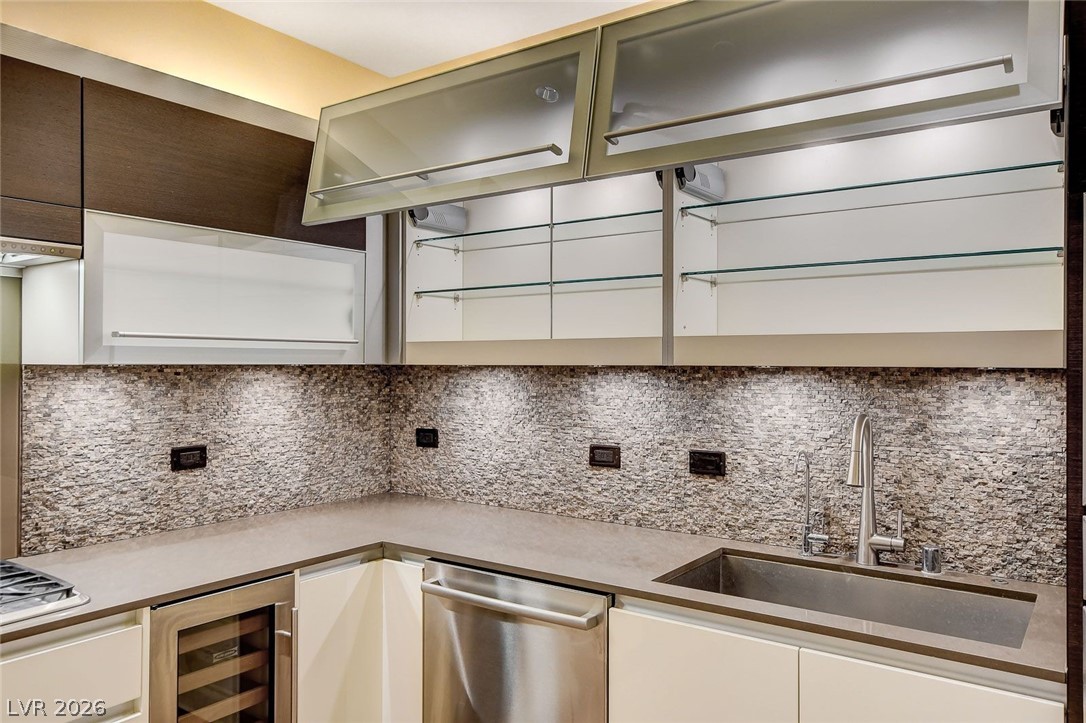 3750 South Las Vegas Boulevard 2707 Las Vegas NV 89158