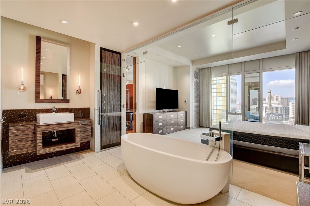 3750 South Las Vegas Boulevard 2707 Las Vegas NV 89158