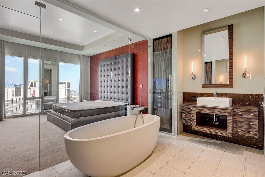 3750 South Las Vegas Boulevard 2707 Las Vegas NV 89158