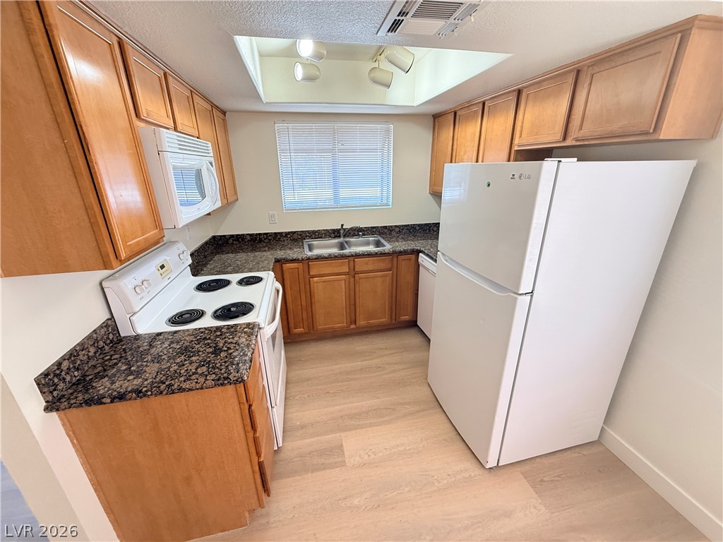 7200 Pirates Cove Road 2033 Las Vegas NV 89145