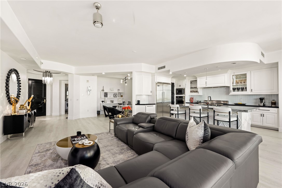 9103 Alta Drive 907 Las Vegas NV 89145