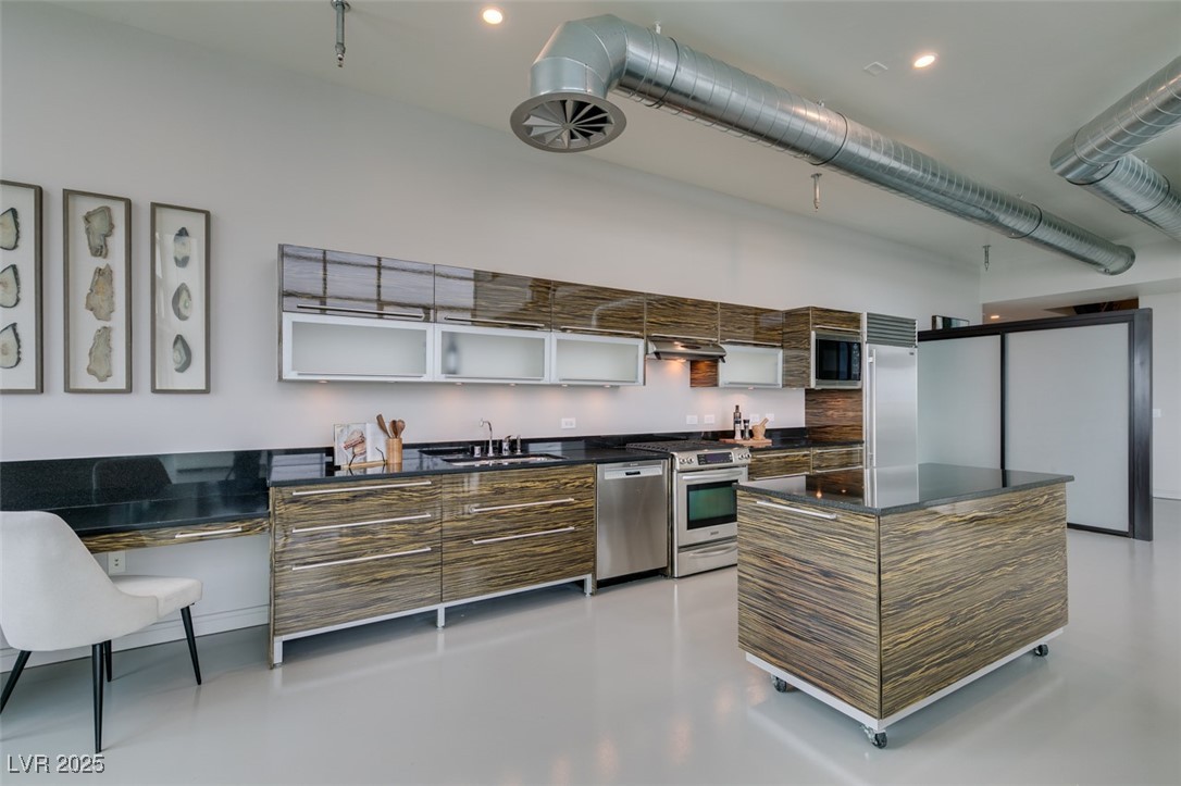200 Hoover Avenue 2109 Las Vegas NV 89101