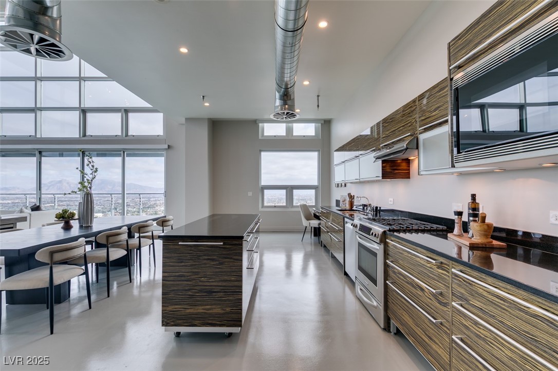 200 Hoover Avenue 2109 Las Vegas NV 89101