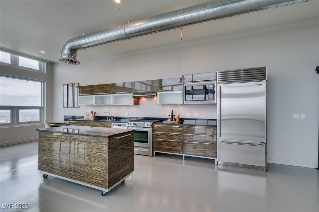 200 Hoover Avenue 2109 Las Vegas NV 89101