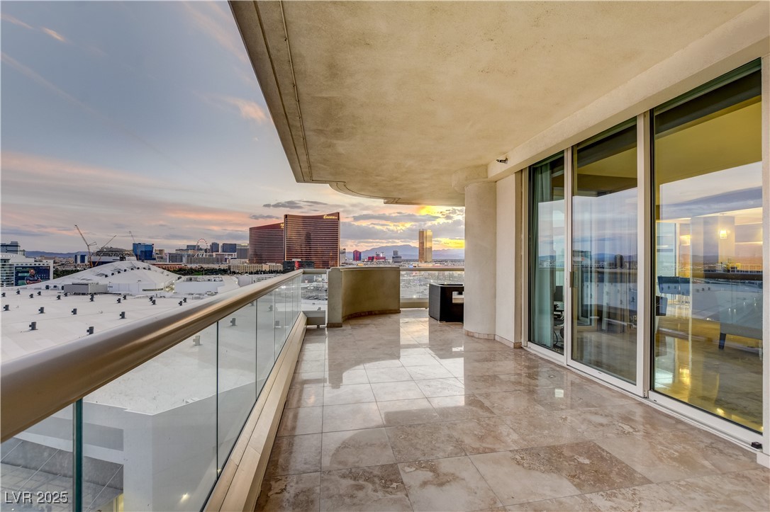 2877 Paradise Road 1605 Las Vegas NV 89109