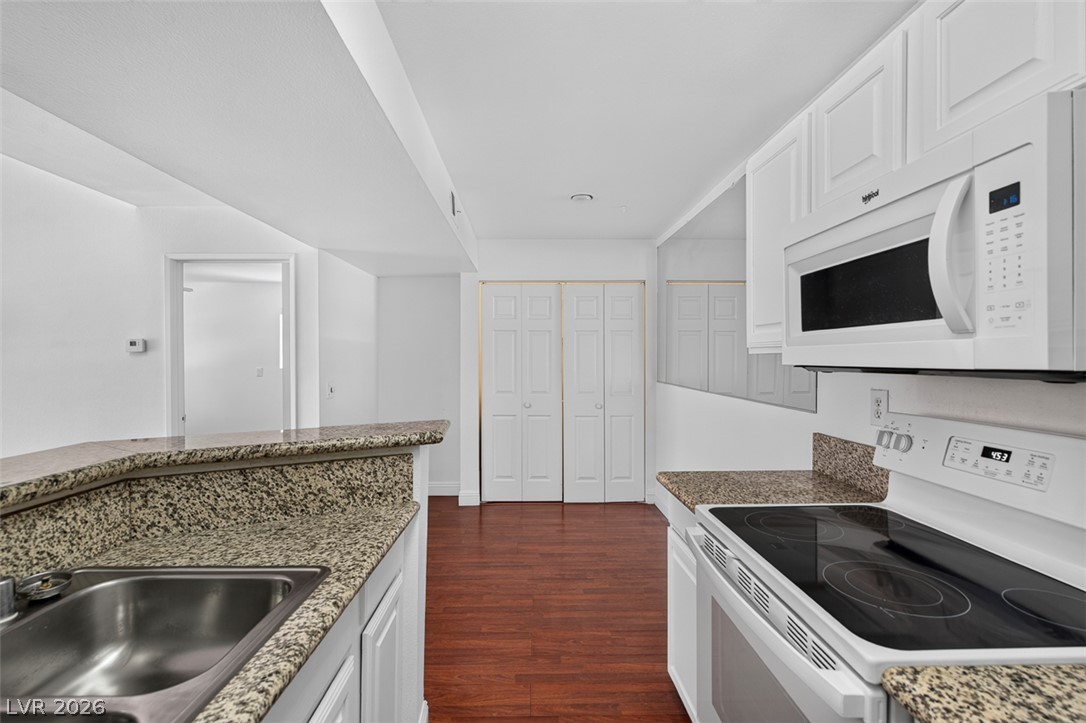 5158 South Jones Boulevard 201 Las Vegas NV 89118