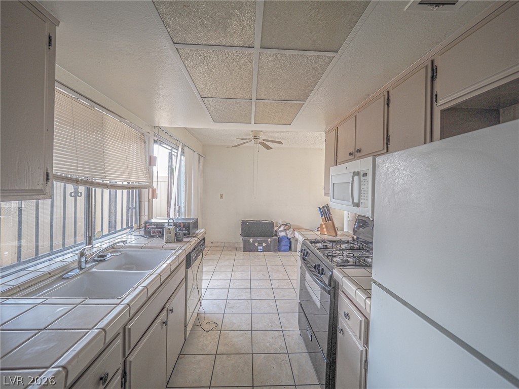 1370 Vegas Valley Drive 43 Las Vegas NV 89169