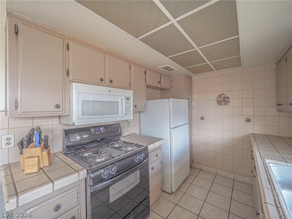 1370 Vegas Valley Drive 43 Las Vegas NV 89169