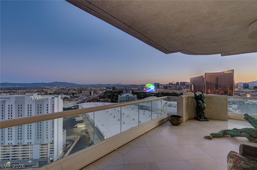 2877 Paradise Road 2803 Las Vegas NV 89109