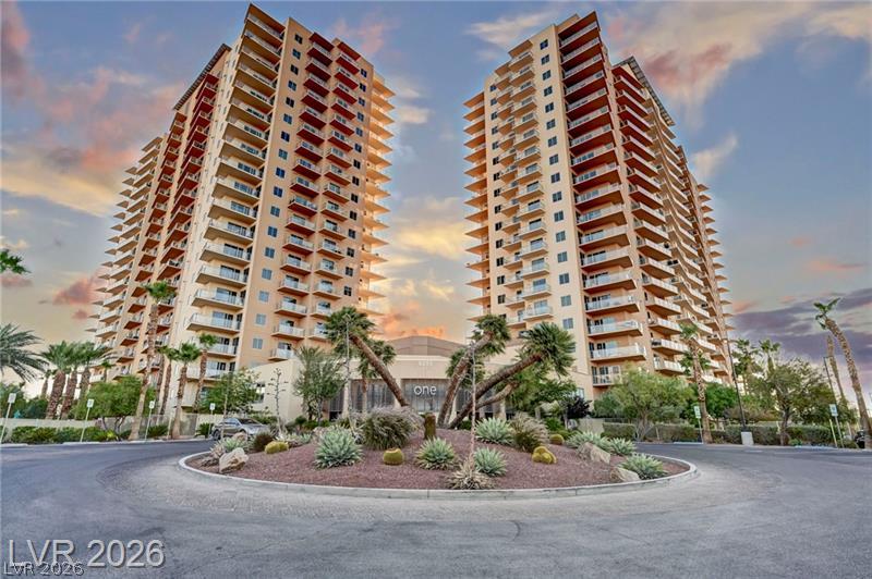 8255 Las Vegas Boulevard 1912 Las Vegas NV 89123