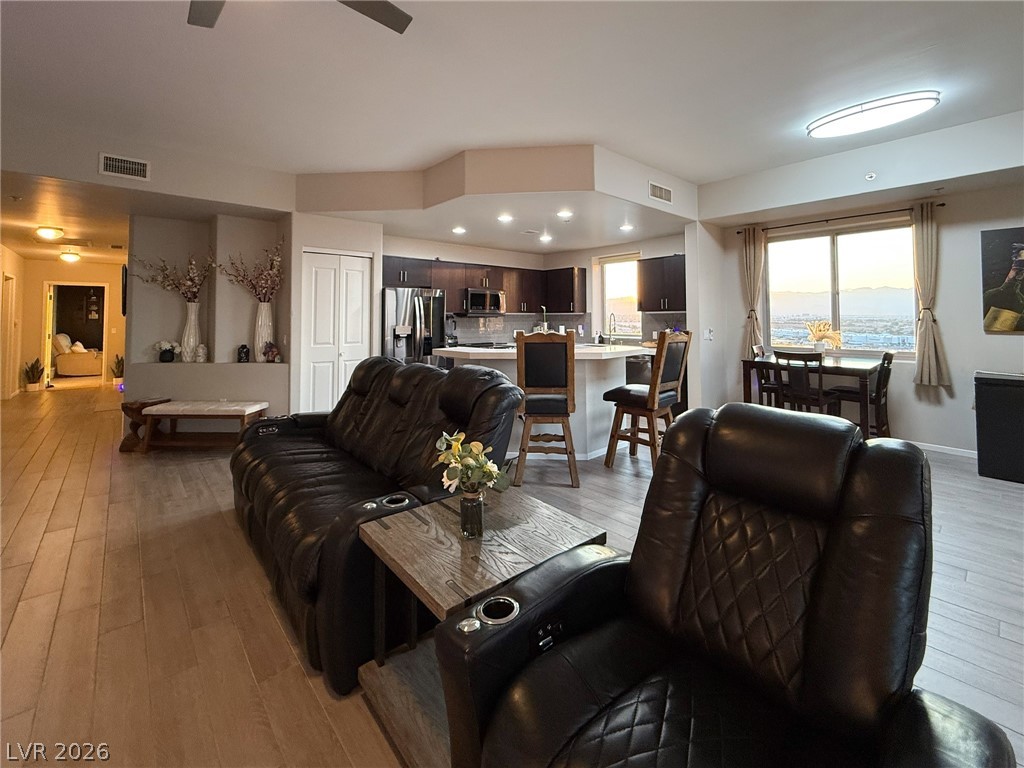 8255 Las Vegas Boulevard 1912 Las Vegas NV 89123