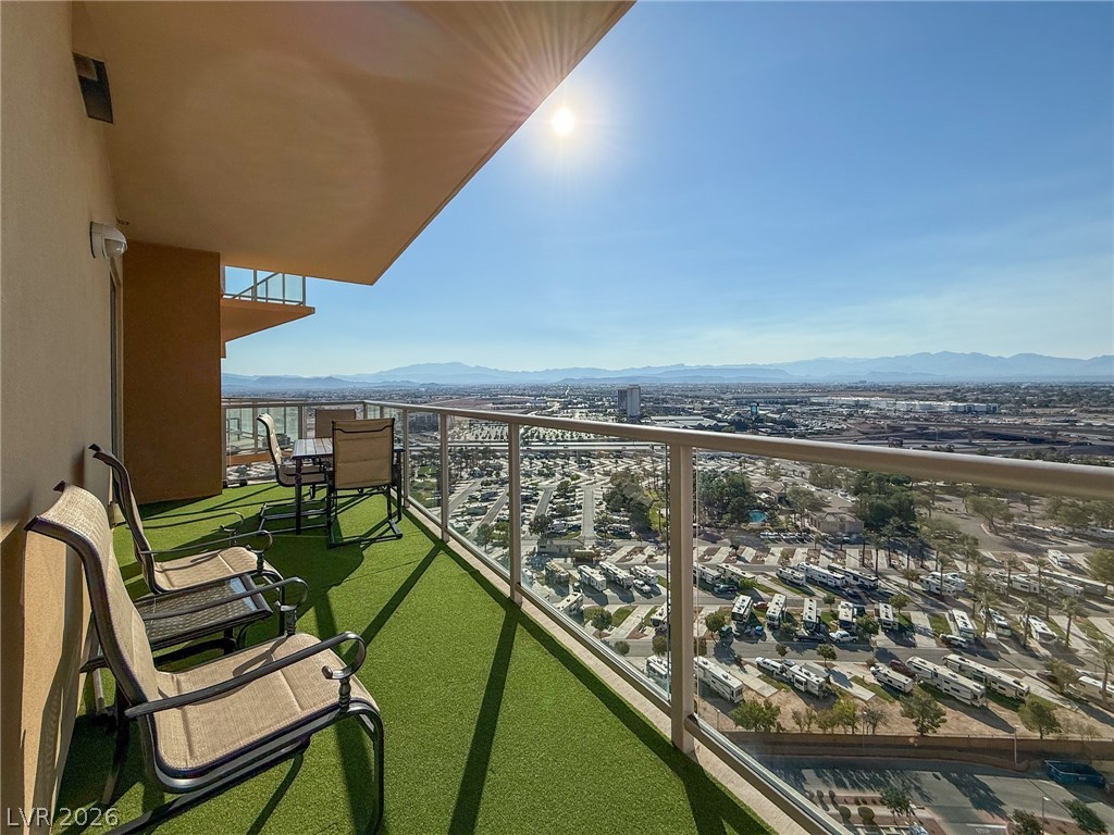 8255 Las Vegas Boulevard 1912 Las Vegas NV 89123