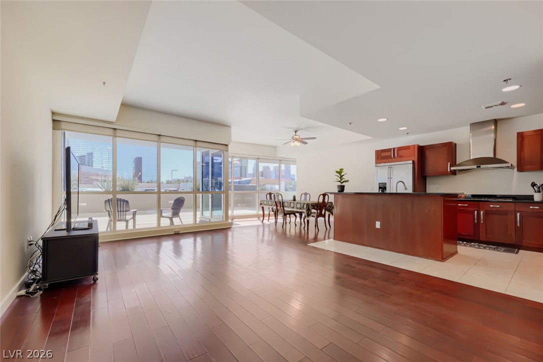 4525 Dean Martin Drive 409 Las Vegas NV 89103