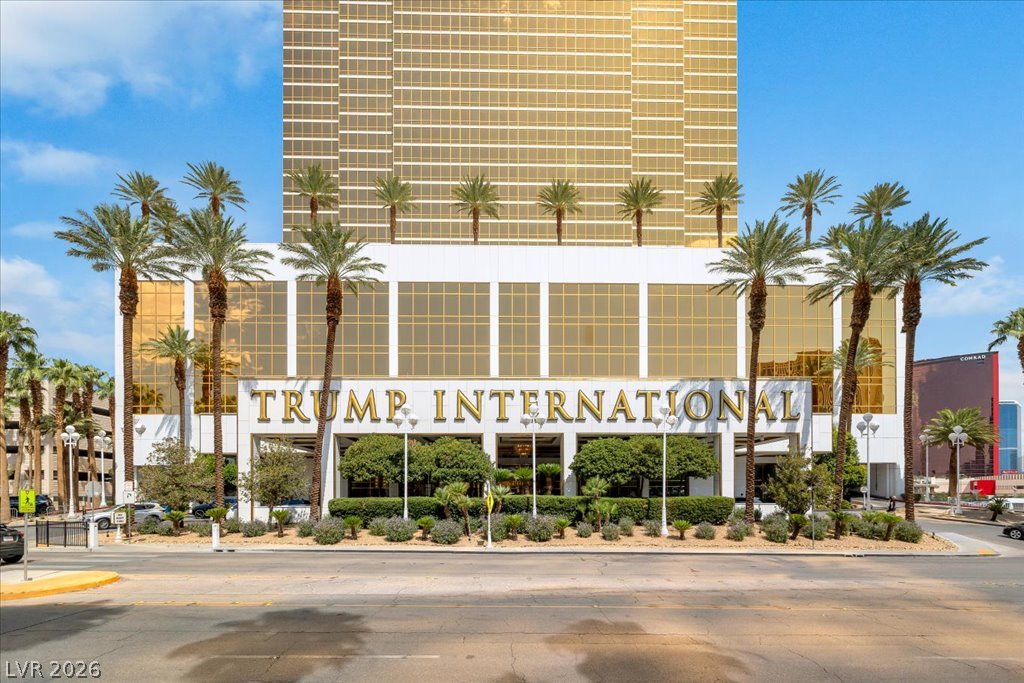 2000 North Fashion Show Drive 1906 Las Vegas NV 89109