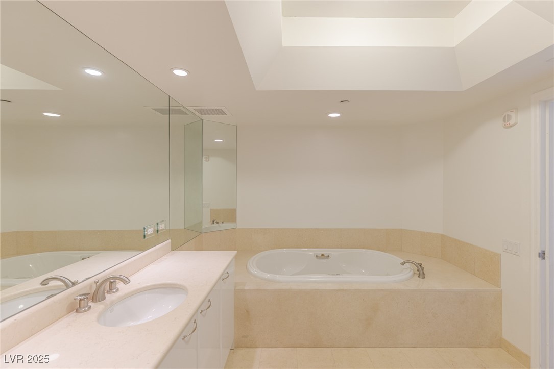 2777 Paradise Road 2103 Las Vegas NV 89109