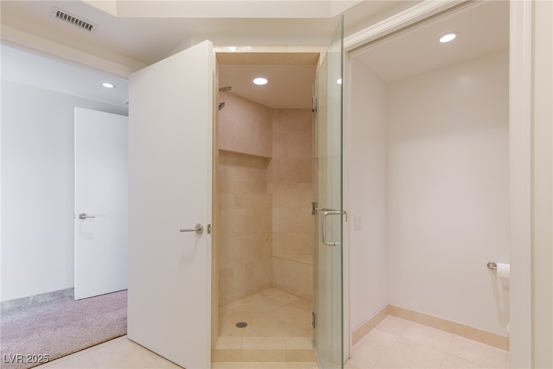 2777 Paradise Road 2103 Las Vegas NV 89109