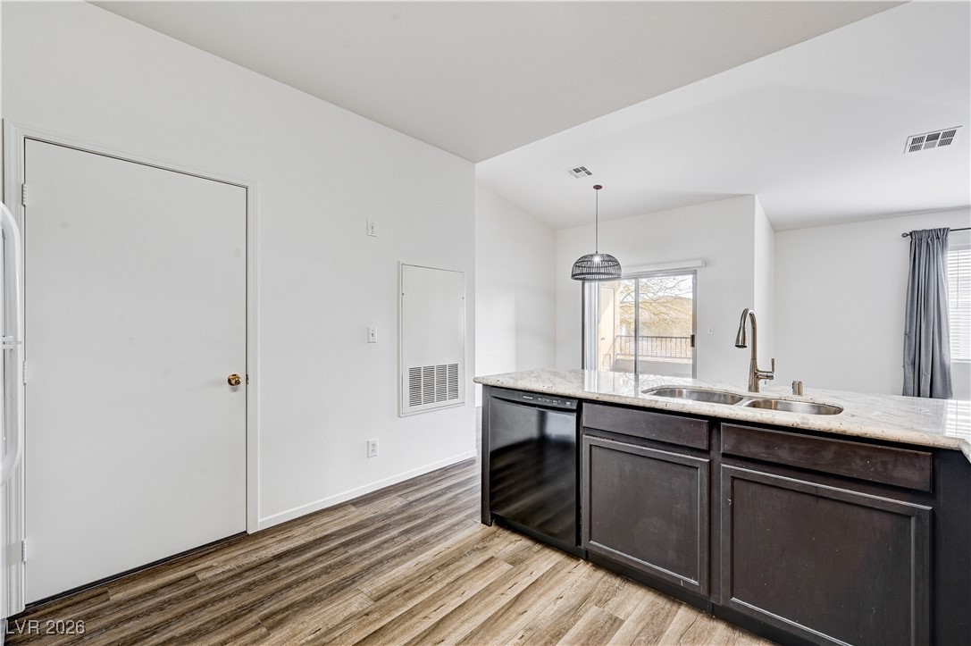 909 Domnus Lane 203 Las Vegas NV 89144