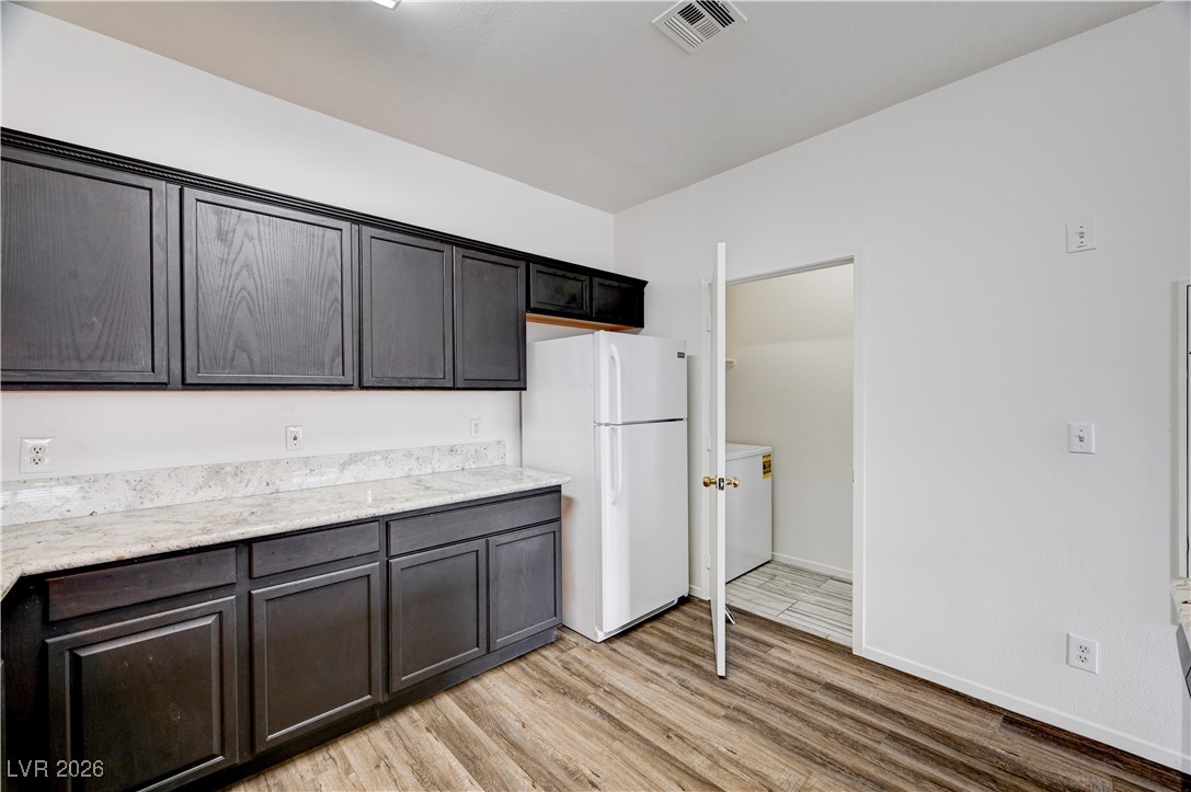 909 Domnus Lane 203 Las Vegas NV 89144