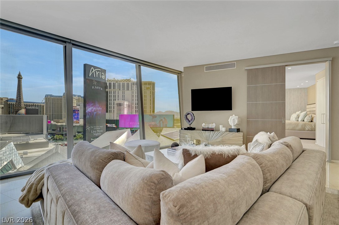3722 South Las Vegas Boulevard 807 Las Vegas NV 89158