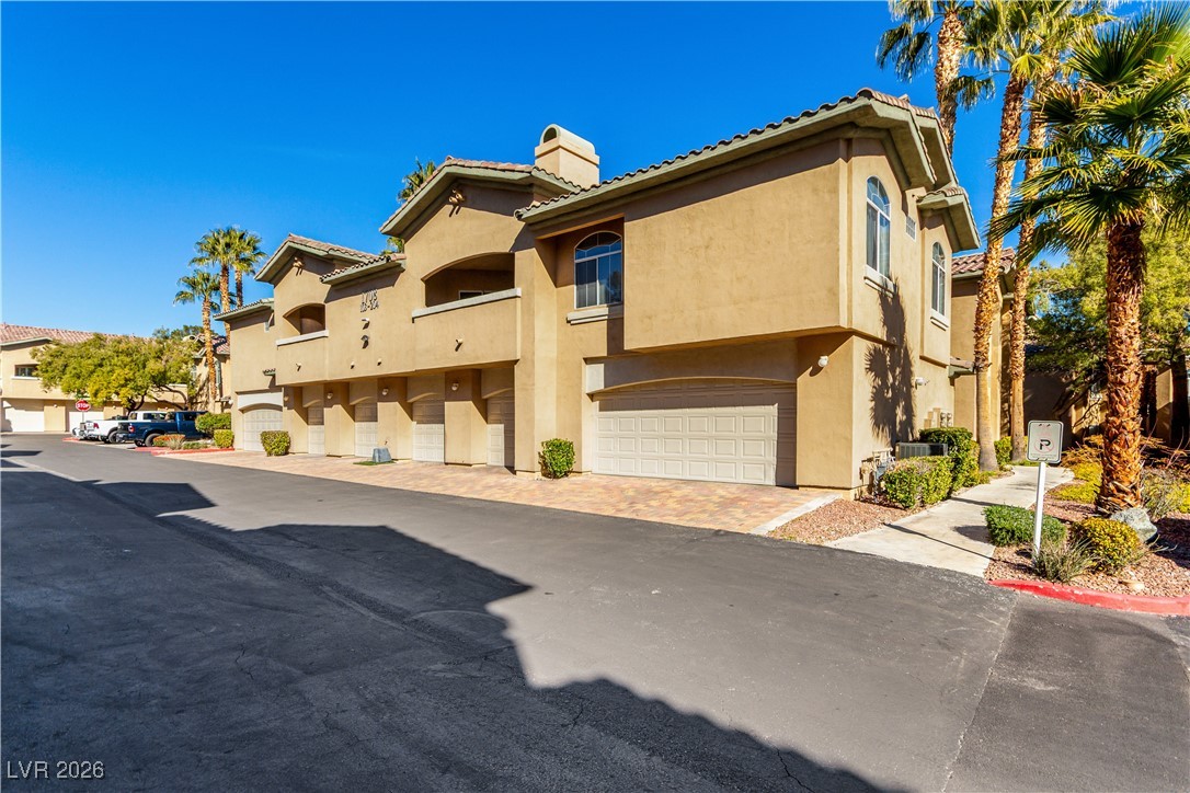 1708 Sky Of Red Drive 204 Las Vegas NV 89128