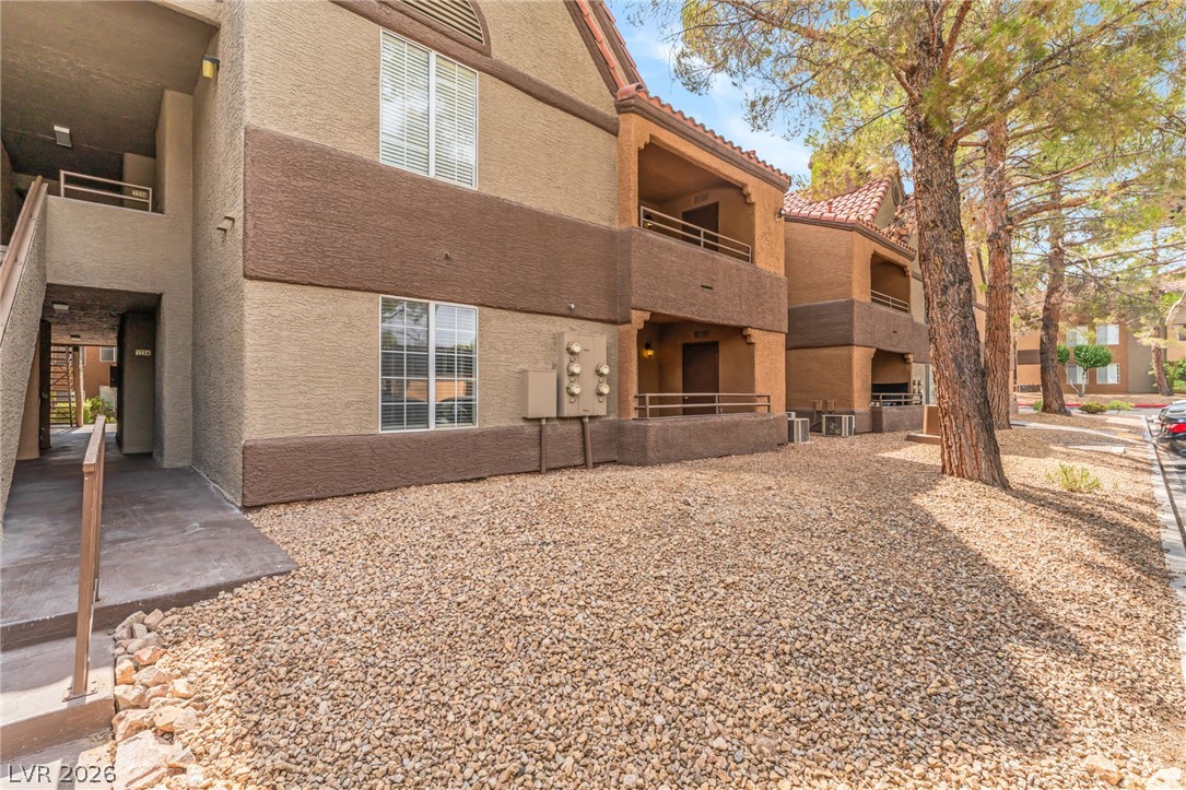 2200 South Fort Apache Road 1234 Las Vegas NV 89117