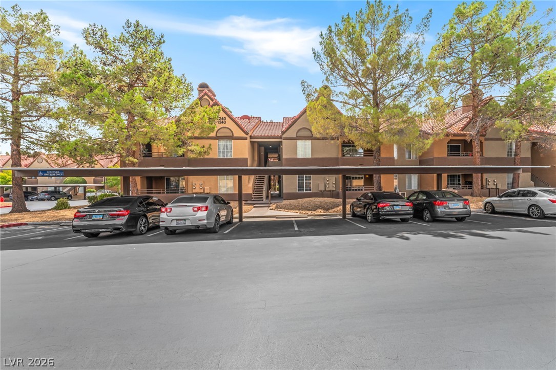 2200 South Fort Apache Road 1234 Las Vegas NV 89117