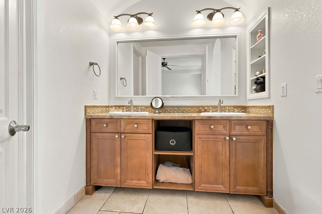 18 Via Visione 102 Henderson NV 89011